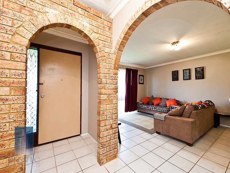10 Eclipse Way, Beckenham WA 6107