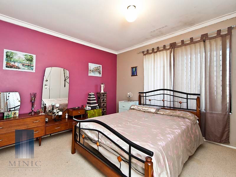 10 Eclipse Way, Beckenham WA 6107