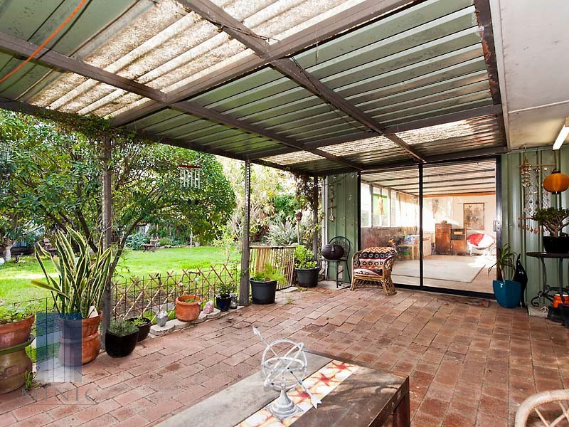10 Eclipse Way, Beckenham WA 6107