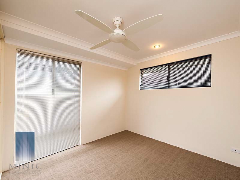 61 Bruce Road, Wattle Grove WA 6107