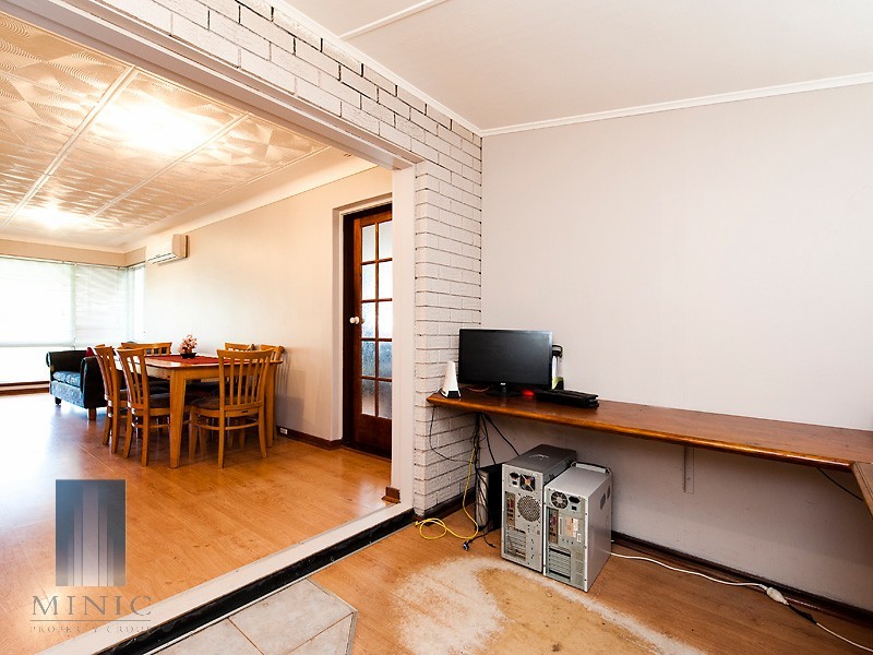 35 Lowth Road, Beckenham WA 6107