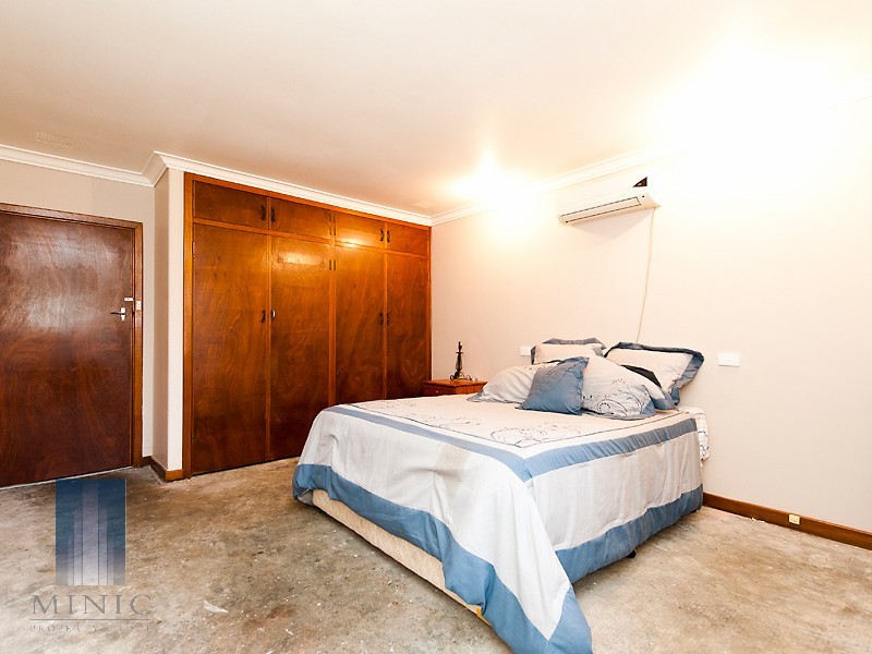 35 Lowth Road, Beckenham WA 6107