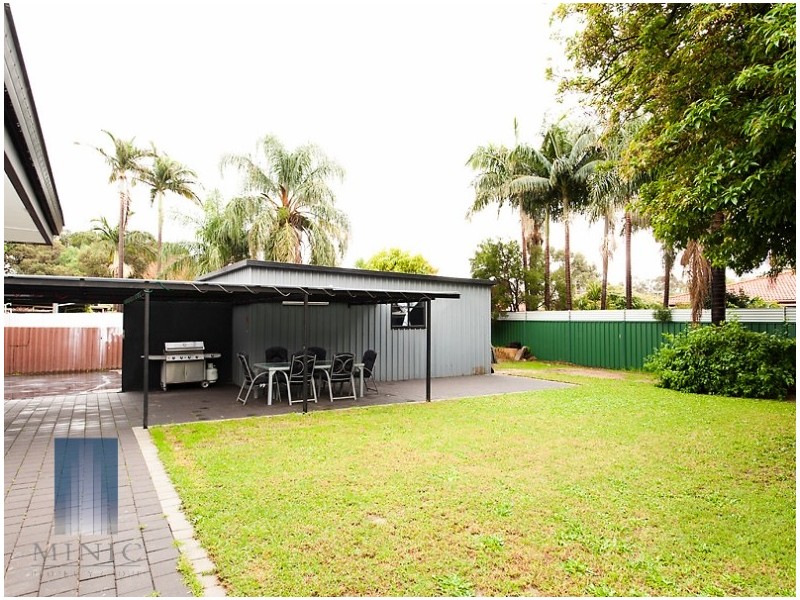 35 Lowth Road, Beckenham WA 6107