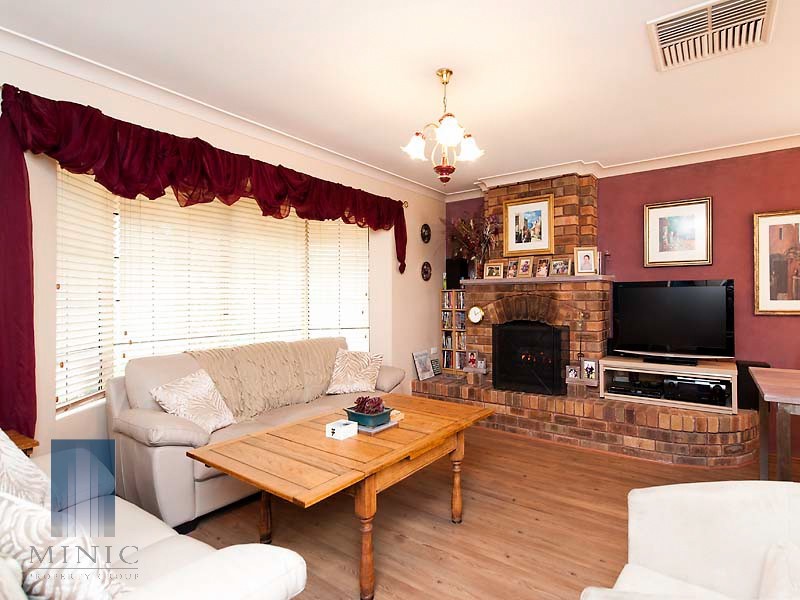 38 Hawkesbury Drive, Willetton WA 6155
