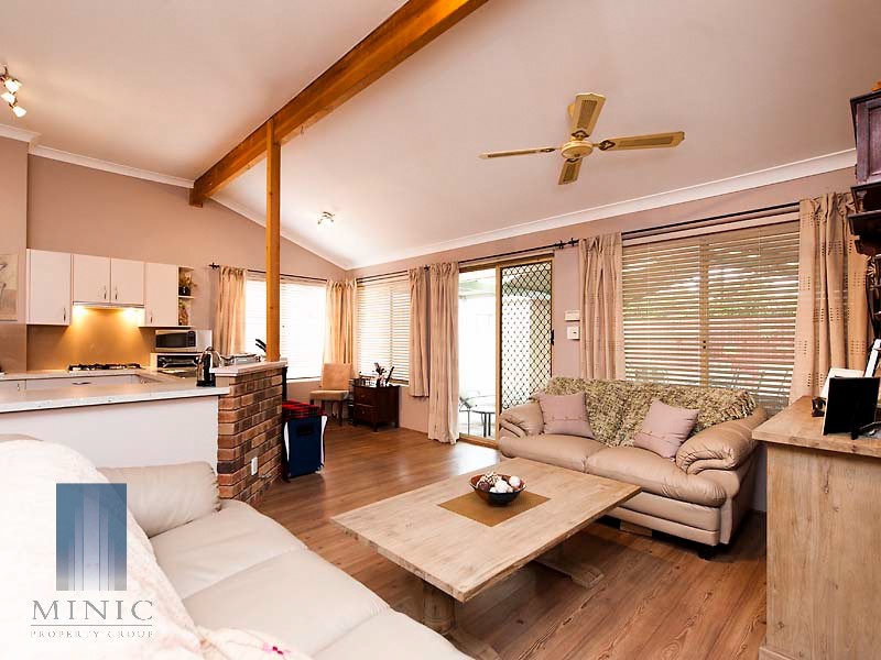 38 Hawkesbury Drive, Willetton WA 6155