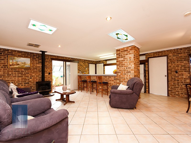 23 Cobalt Place, Riverton WA 6148