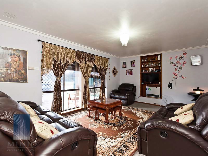 4 Harrow Place, Parkwood WA 6147