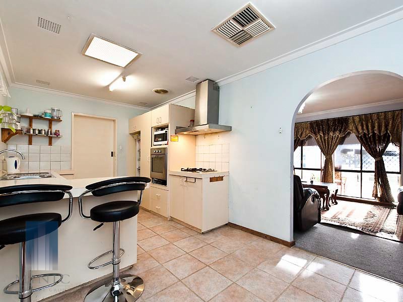 4 Harrow Place, Parkwood WA 6147