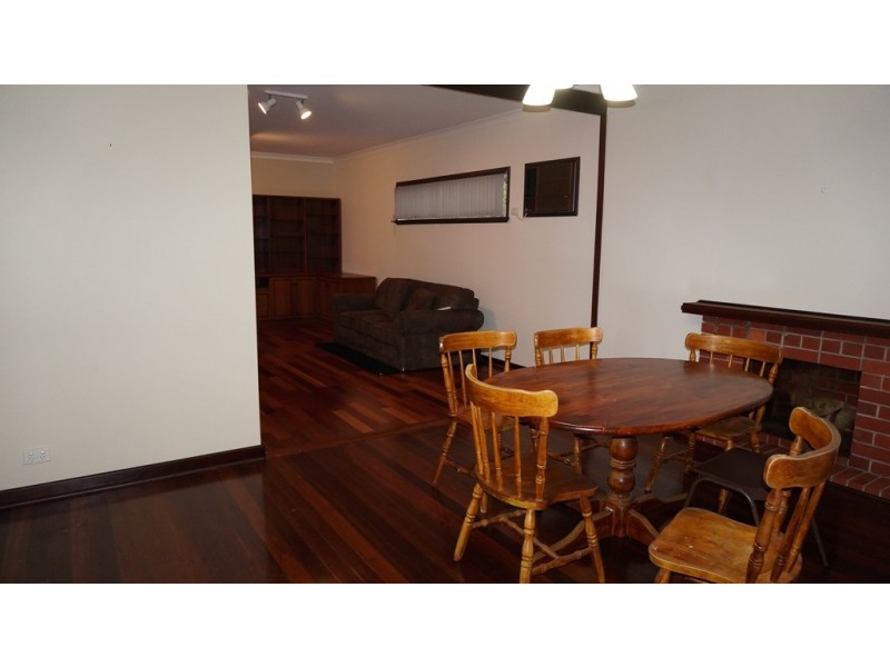 10 York Avenue, Bentley WA 6102
