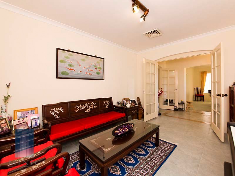 13 Rainer Mews, Willetton WA 6155