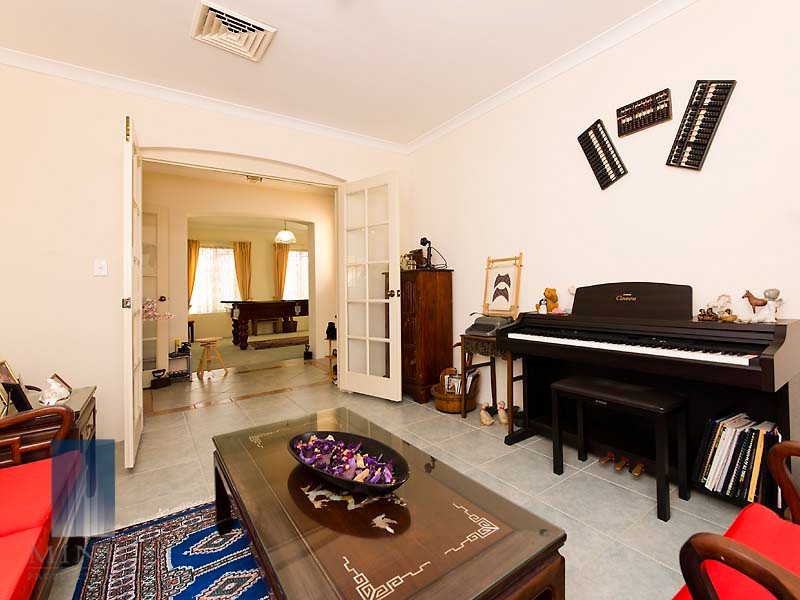 13 Rainer Mews, Willetton WA 6155