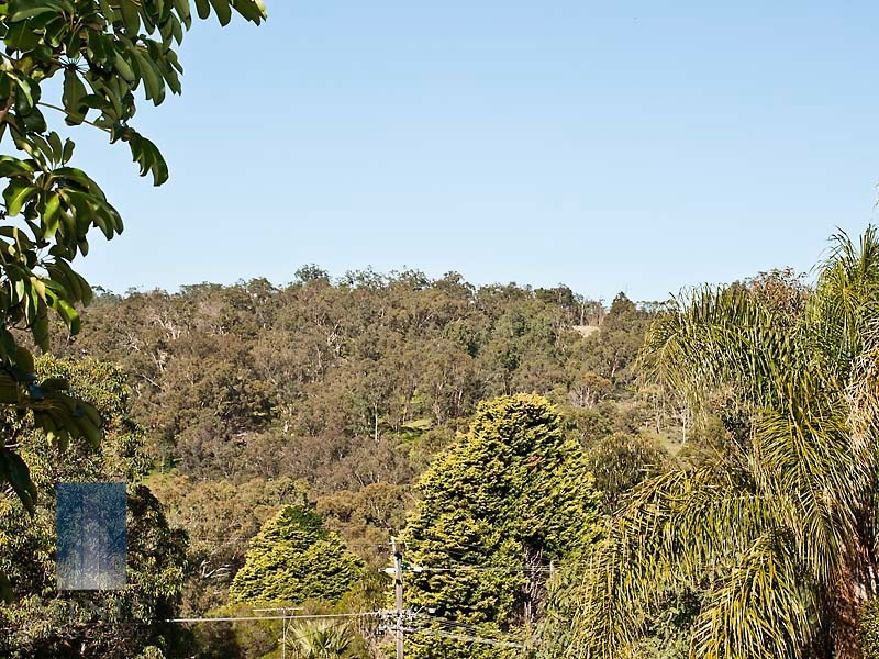 3 Looranah Street, Mount Nasura WA 6112