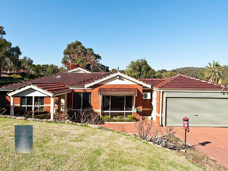 3 Looranah Street, Mount Nasura WA 6112