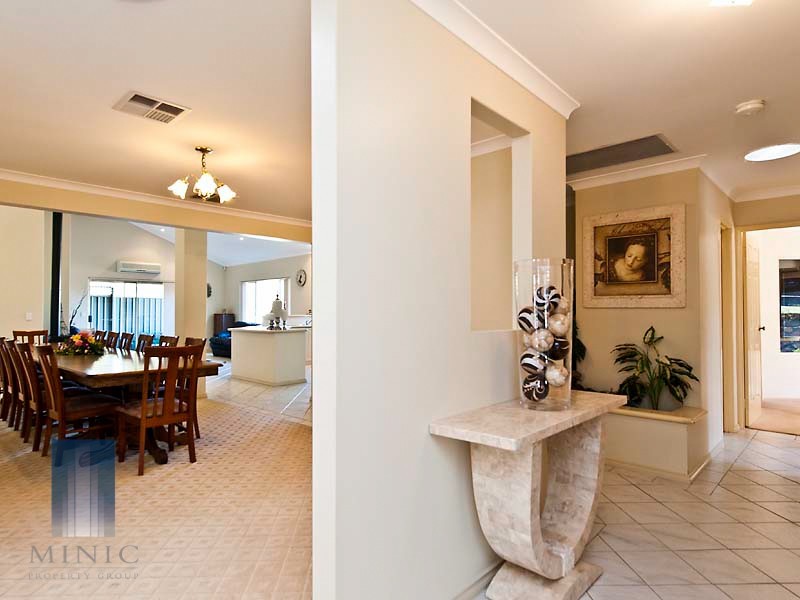 3 Looranah Street, Mount Nasura WA 6112