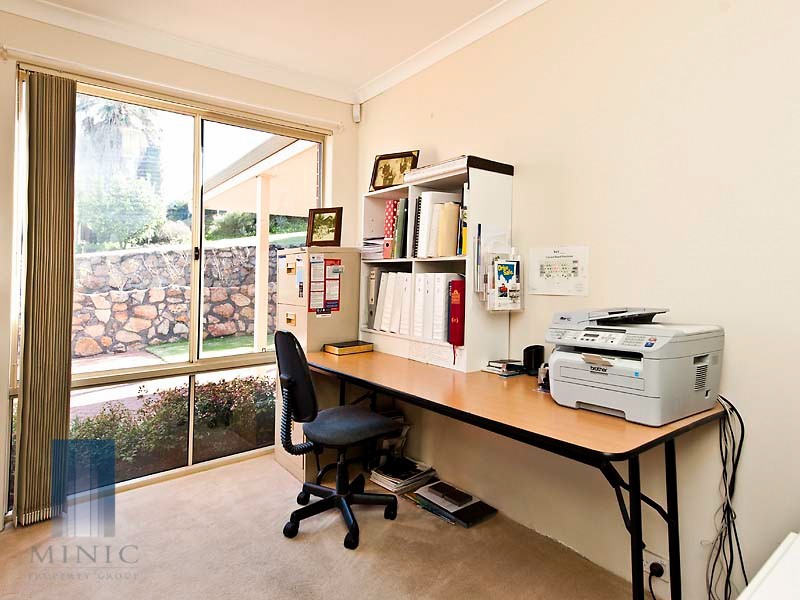 3 Looranah Street, Mount Nasura WA 6112