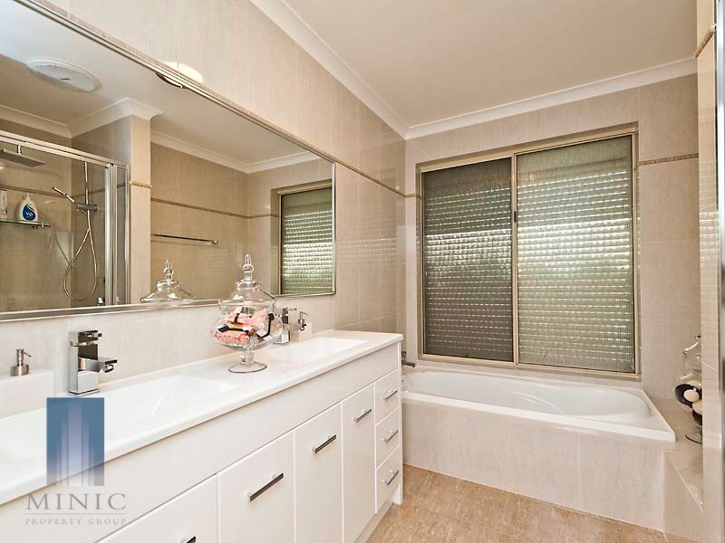 3 Looranah Street, Mount Nasura WA 6112