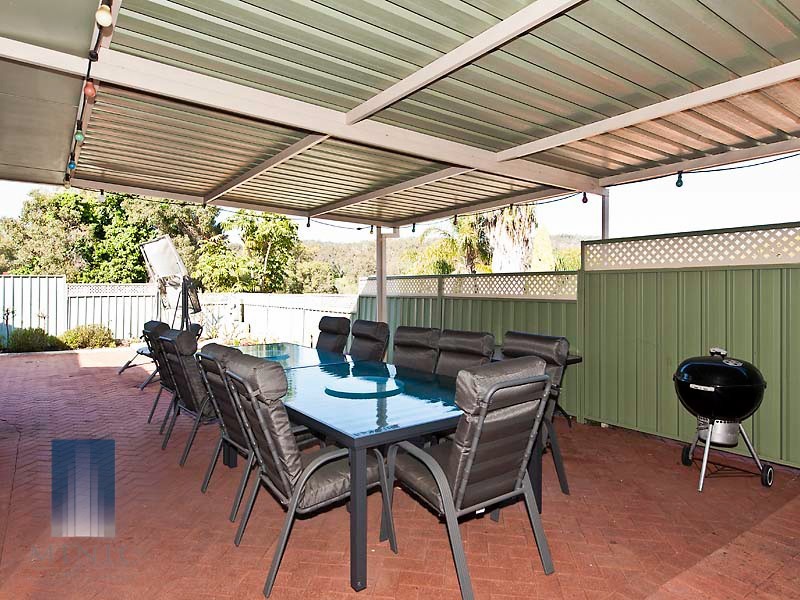 3 Looranah Street, Mount Nasura WA 6112