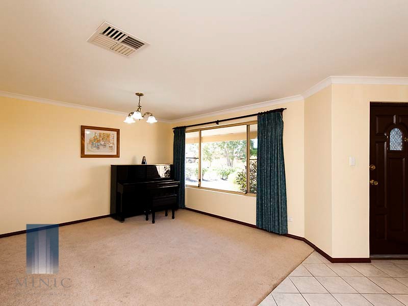 46 Tea Tree Way, Thornlie WA 6108
