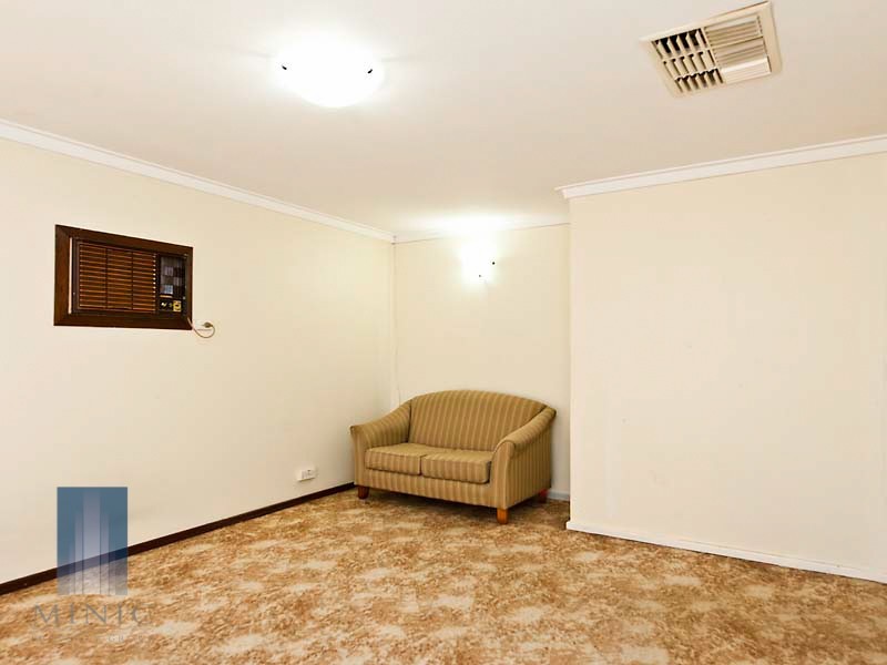 12 Goudhurst Place, Gosnells WA 6110