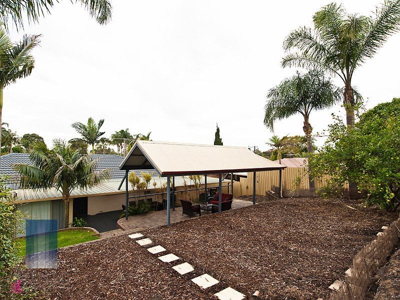 70 Ropele Drive, Parkwood WA 6147