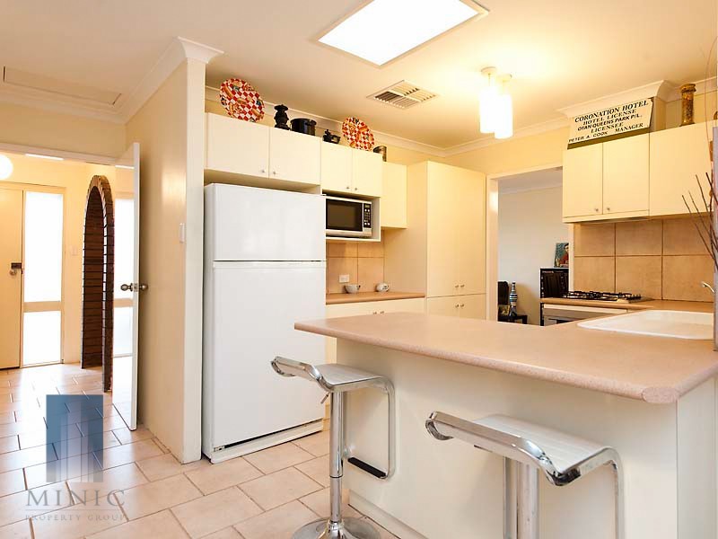 48 Cerberus Avenue, Parkwood WA 6147