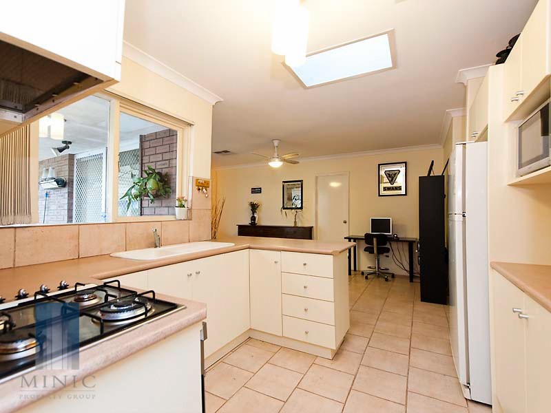 48 Cerberus Avenue, Parkwood WA 6147