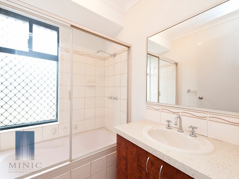 2 Baldock Street, Bentley WA 6102
