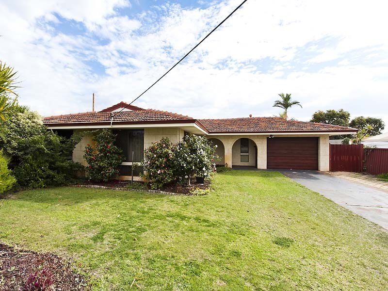 9 Kapok Court, Parkwood WA 6147