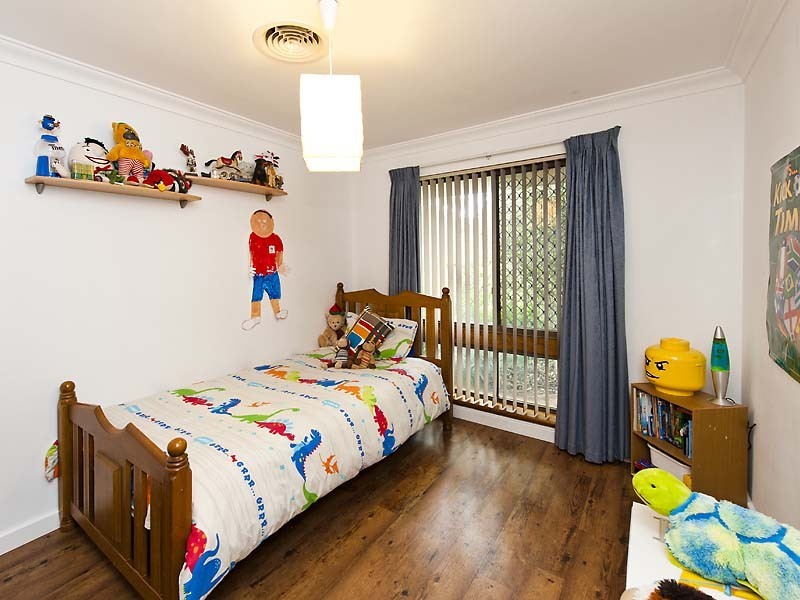 9 Kapok Court, Parkwood WA 6147