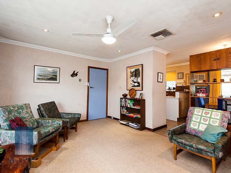 3 Dalton Place, Wilson WA 6107