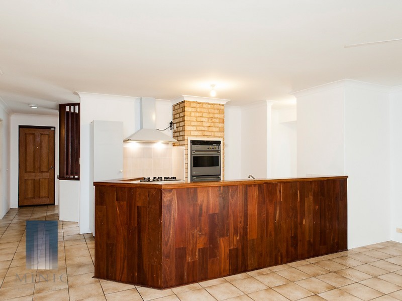 98 Collins Road, Willetton WA 6155