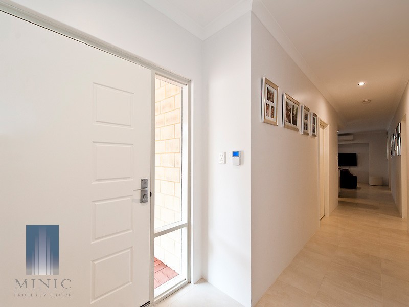 10A Devon Way, Lynwood WA 6147