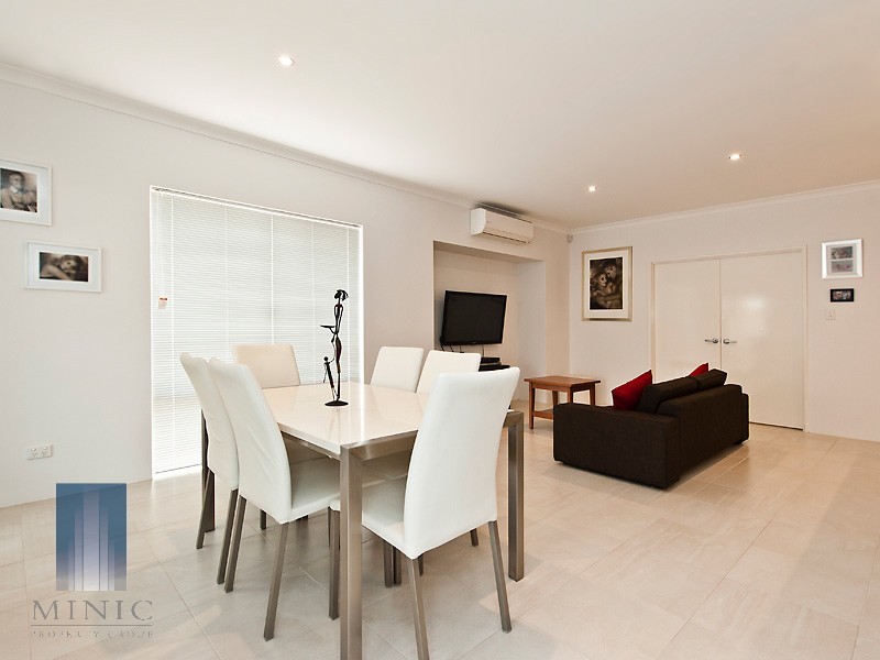 10A Devon Way, Lynwood WA 6147