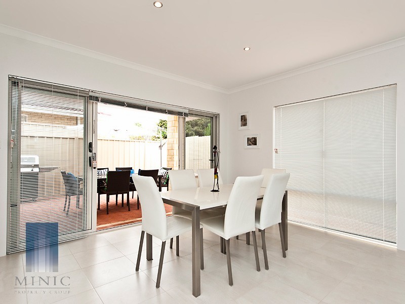 10A Devon Way, Lynwood WA 6147