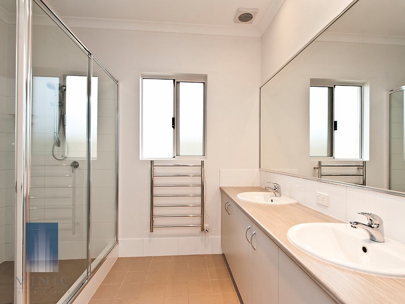 10A Devon Way, Lynwood WA 6147