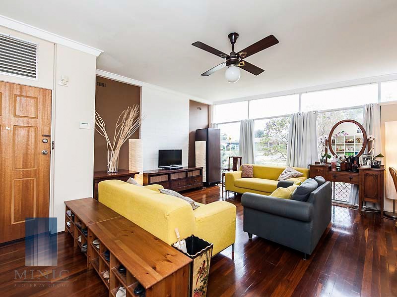 24 Lynwood Avenue, Lynwood WA 6147