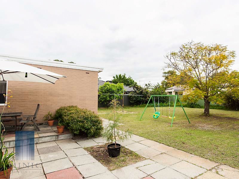 24 Lynwood Avenue, Lynwood WA 6147