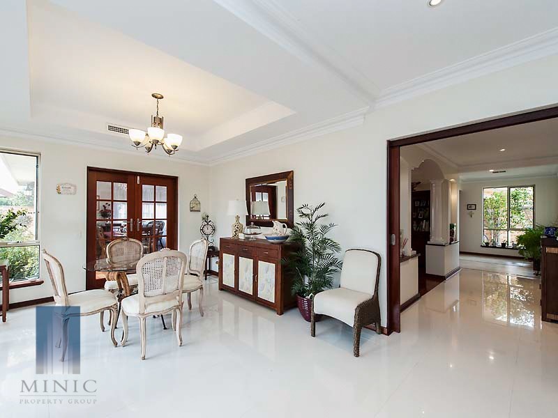 8 Opal Place, Riverton WA 6148