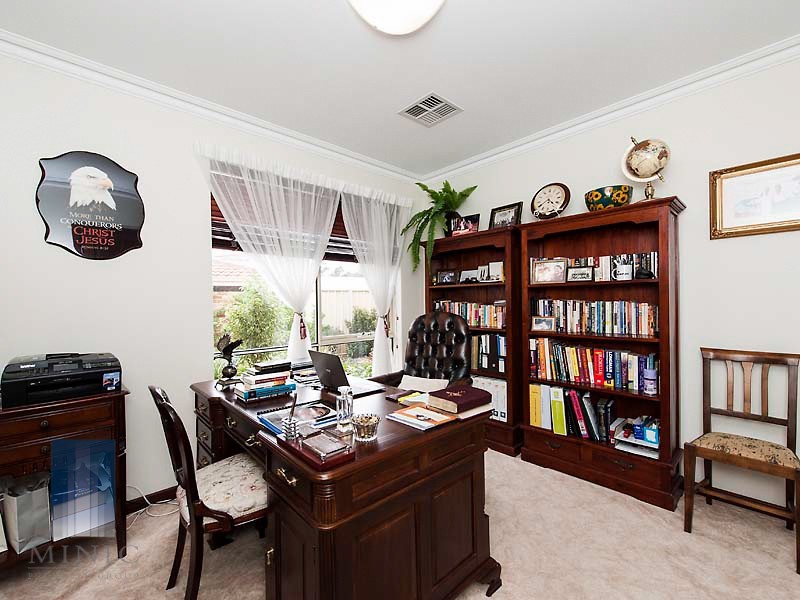 8 Opal Place, Riverton WA 6148