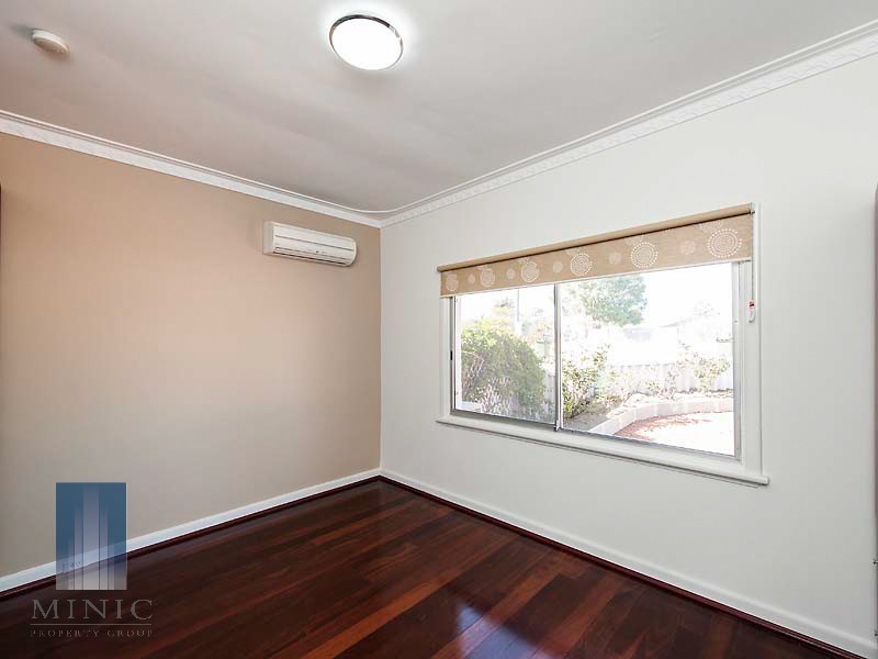 128 Barbican Street East, Shelley WA 6148