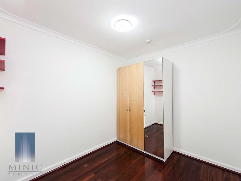 128 Barbican Street East, Shelley WA 6148