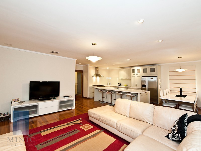 7 Vervain Way, Riverton WA 6148