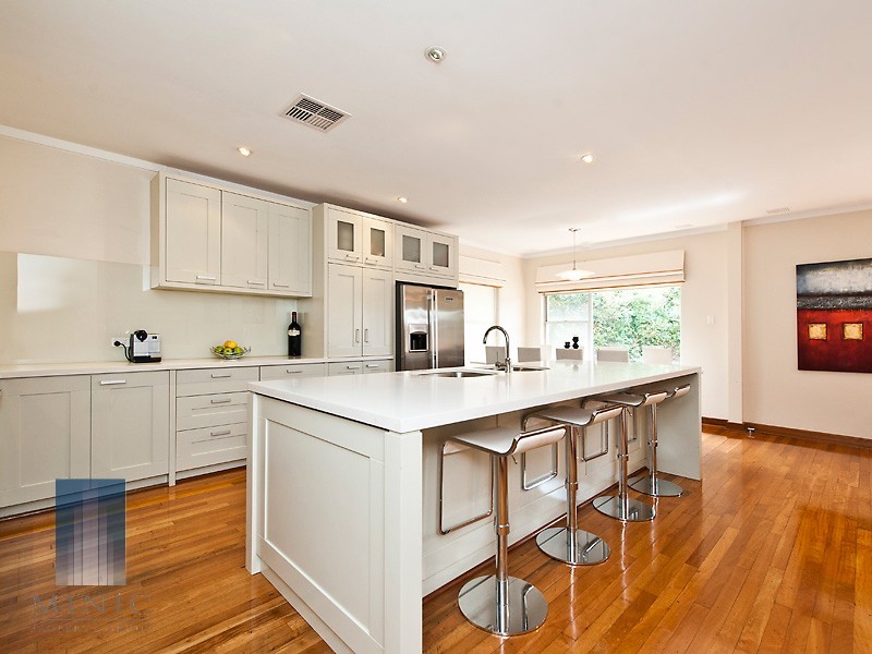 7 Vervain Way, Riverton WA 6148