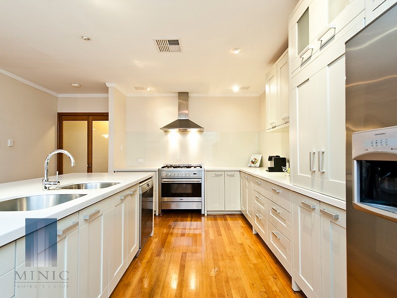 7 Vervain Way, Riverton WA 6148