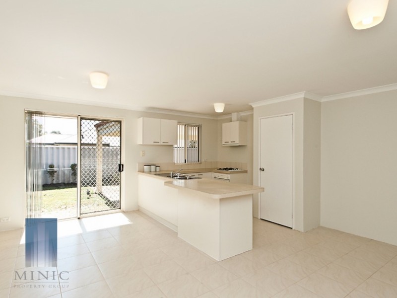 37B Hooson Way, Wilson WA 6107