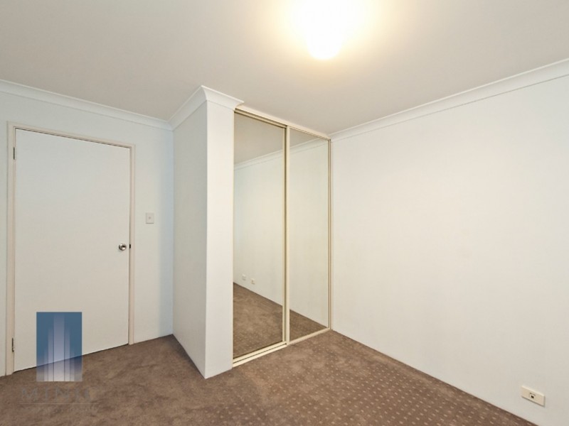 37B Hooson Way, Wilson WA 6107