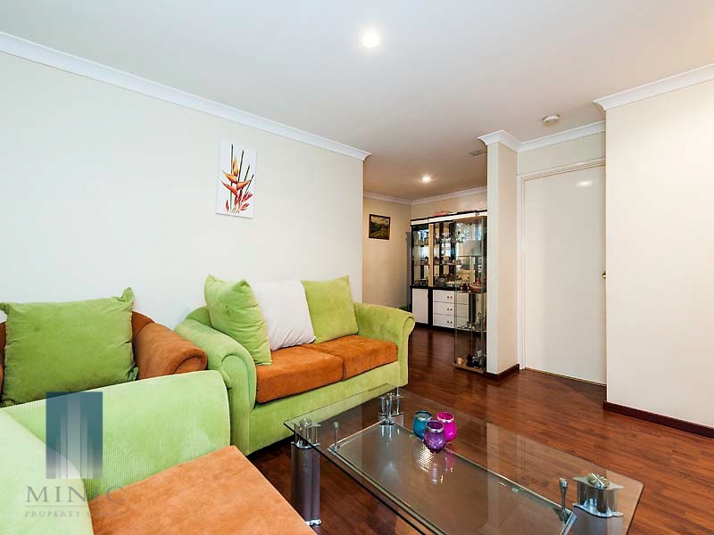 77 Oliphant Street, Kenwick WA 6107