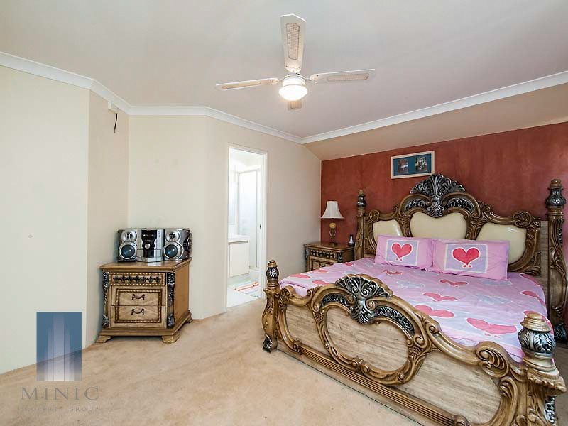 77 Oliphant Street, Kenwick WA 6107