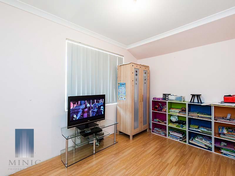 77 Oliphant Street, Kenwick WA 6107