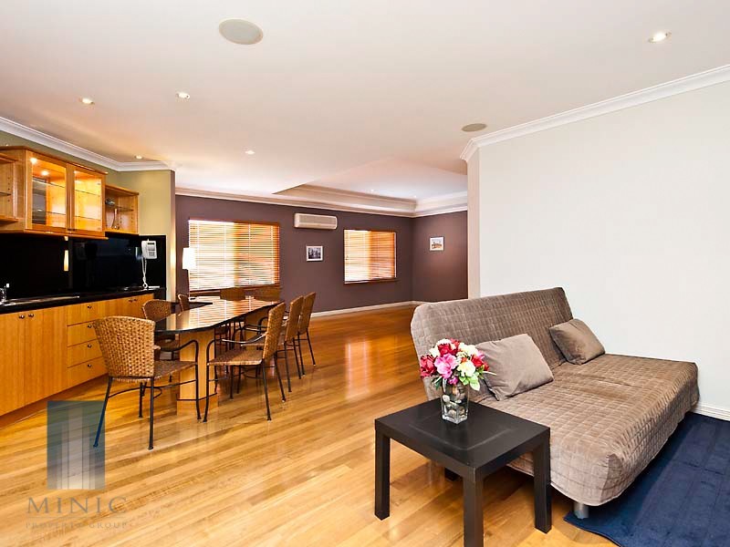 11 Stringfellow Drive, Bull Creek WA 6149